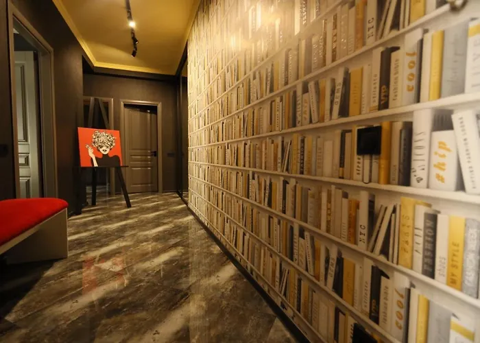 Lux In Center לבוב