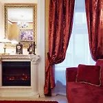 Apartment Lux In City Center