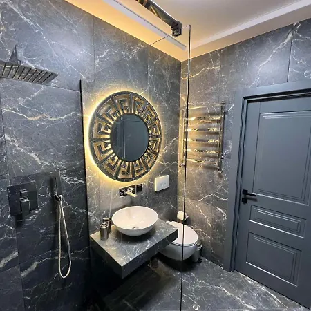 Апартаменти Lux In Center