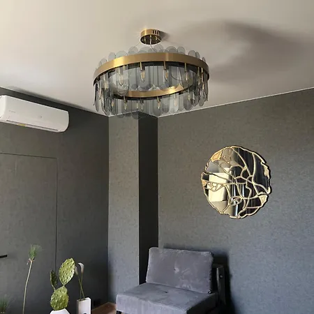 Lux In City Center Apartment