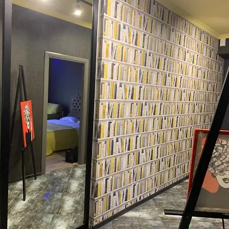 Lux In Center Апартаменти Львів