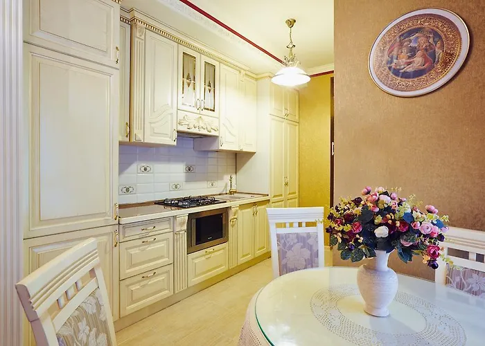 Lux In Center Leópolis